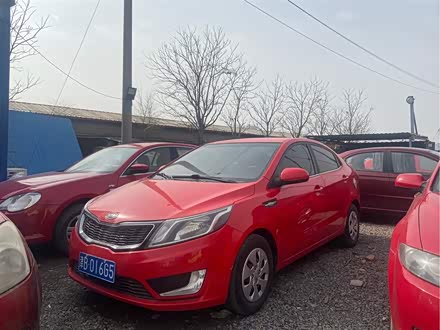 起亚K2 2011款 三厢 1.4L MT GL