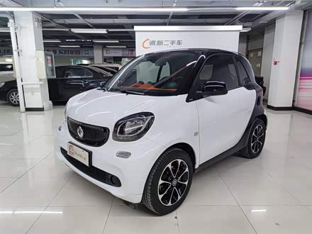 smart fortwo 2015款 1.0L 52千瓦硬顶激情版