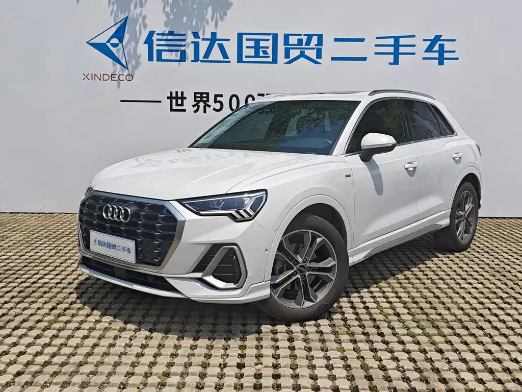 Ауди Q3 2021 года 40 TFSI Спортивная версия 52000 km 2021