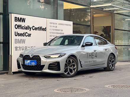 宝马4系 2022款 430i Gran Coupe M运动曜夜套装