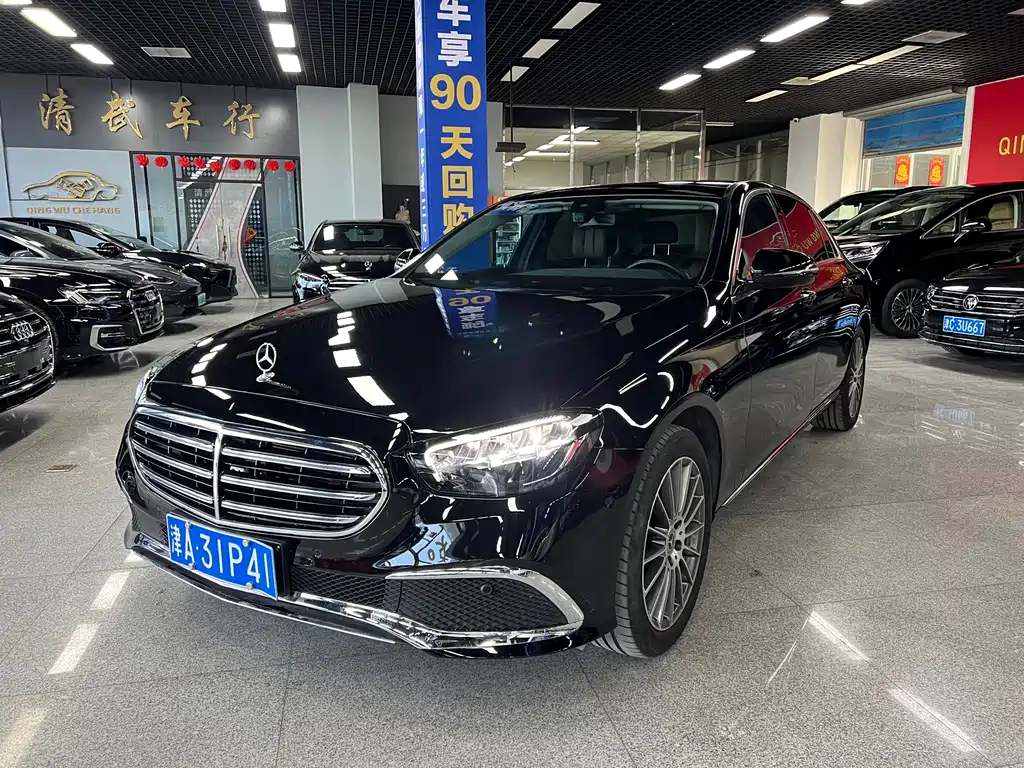 Mercedes-Benz E-Class 2022
