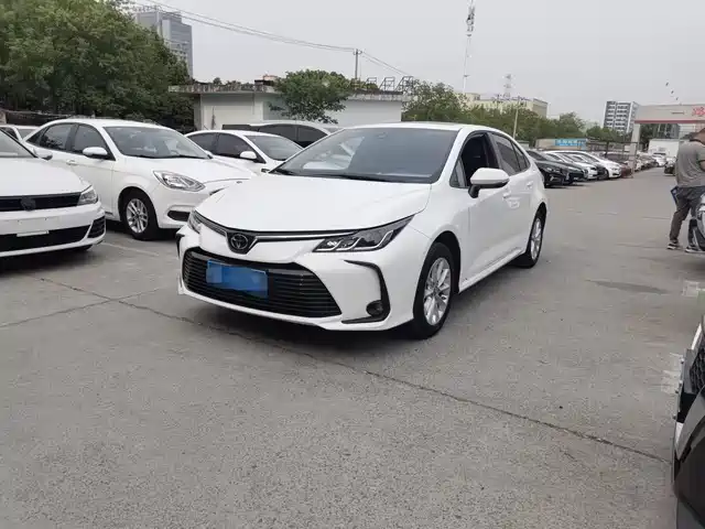 TOYOTA COROLLA 2023