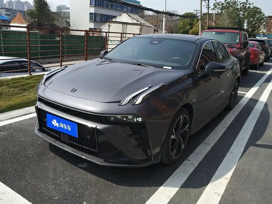 Линк03 2023 года 1.5TD DCT Pro 21900 km 2023