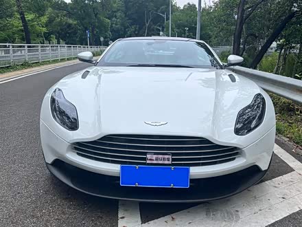 阿斯顿·马丁DB11 2022款 4.0T V8 Coupe