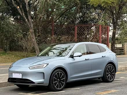 问界M5 2022款 纯电四驱性能版