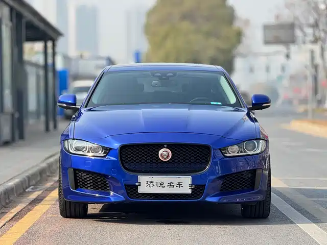JAGUAR  XEL 2018