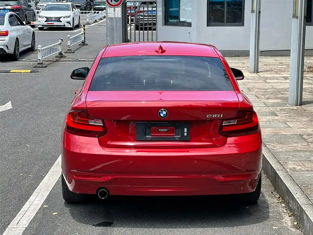 BMW 2 SERIES