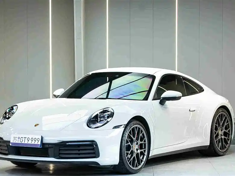 Porsche 911 2021