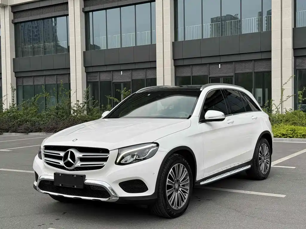 MERCEDES-BENZ GLC