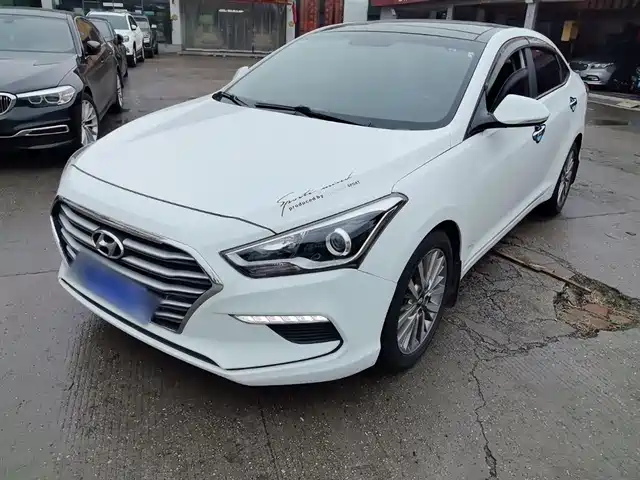 MODERN NAME PICTURE 2018