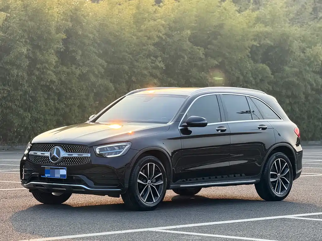Купить Mercedes-Benz GLC