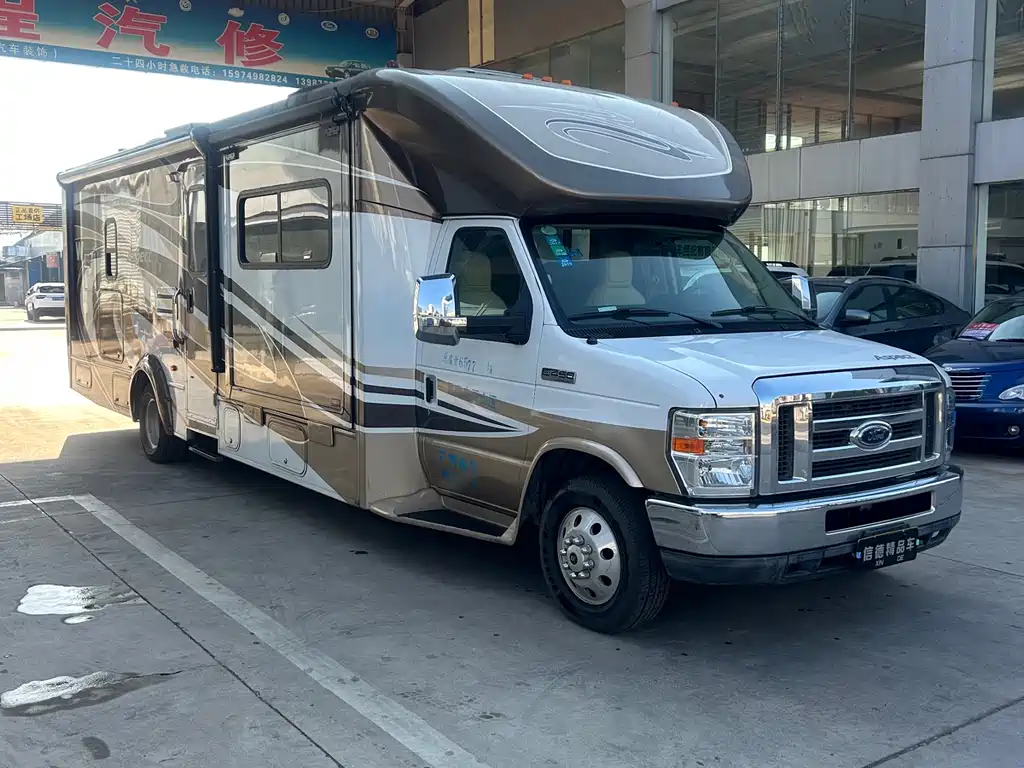 Ford E350 2011 5.4L