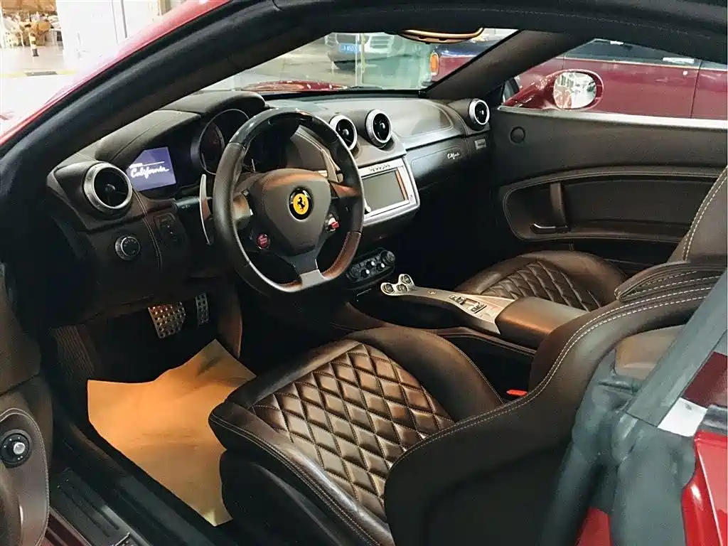 Ferrari California T 2009 4.3L