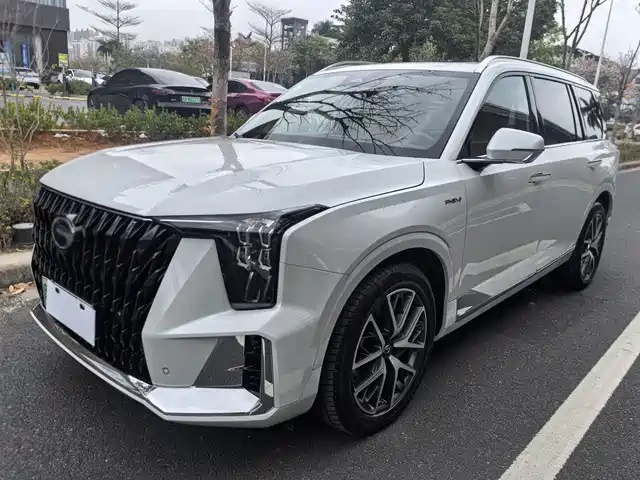 GAC TRUMPCHI ES9 2023