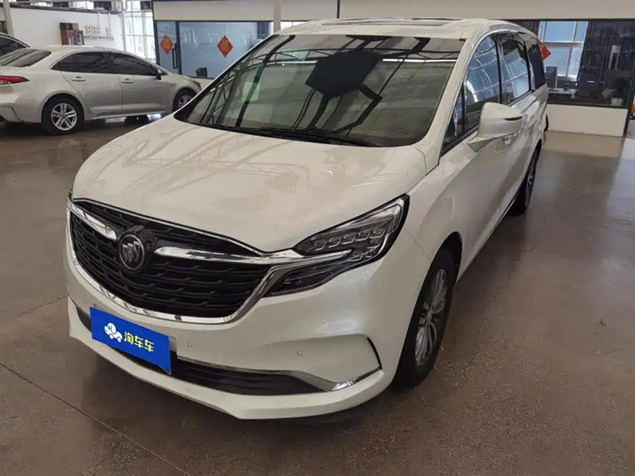 Buick GL8 2021 ES Land 653T尊享型

Буик GL8 2021 ES Лэнд 653Т премиум-версия 49000 km 2021