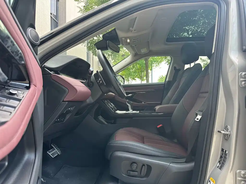 LAND ROVER RANGE ROVER AURORA NEW ENERGY