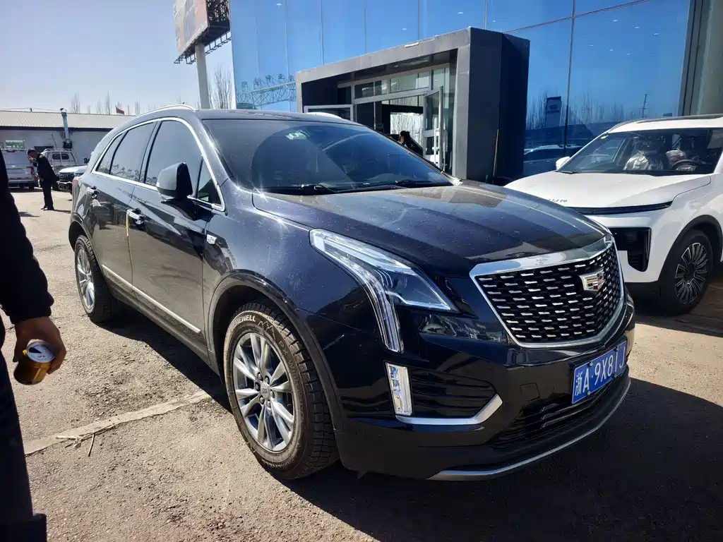 CADILLAC XT5