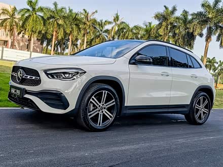 奔驰GLA 2022款 GLA 220 4MATIC