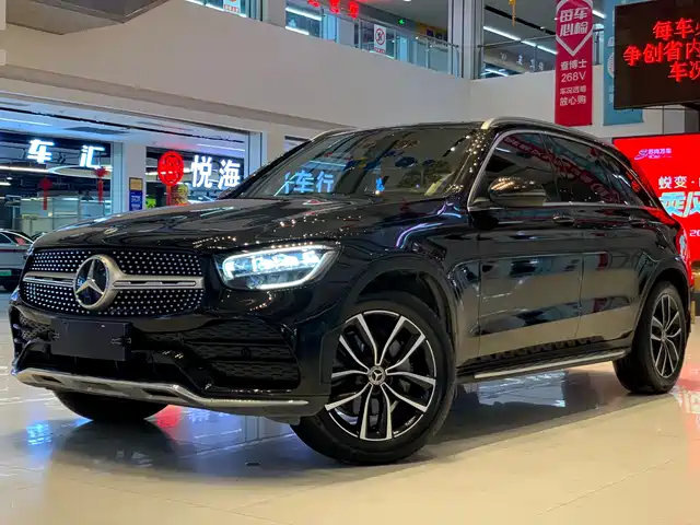 MERCEDES-BENZ  GLC 2021