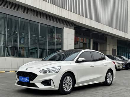 福克斯 2020款 三厢 EcoBoost 180 自动锋潮型