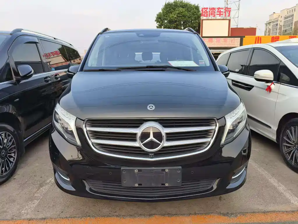 MERCEDES-BENZ V CLASS