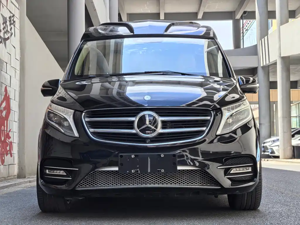 MERCEDES-BENZ V CLASS