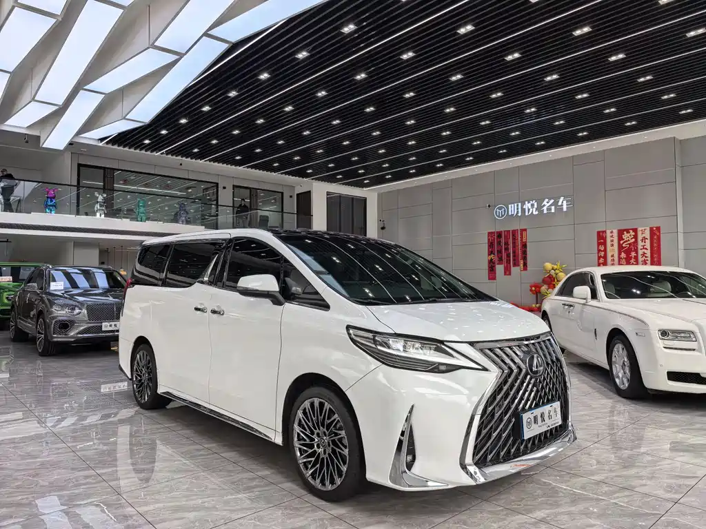 Toyota Vellfire 2019 2.5L HV Luxury