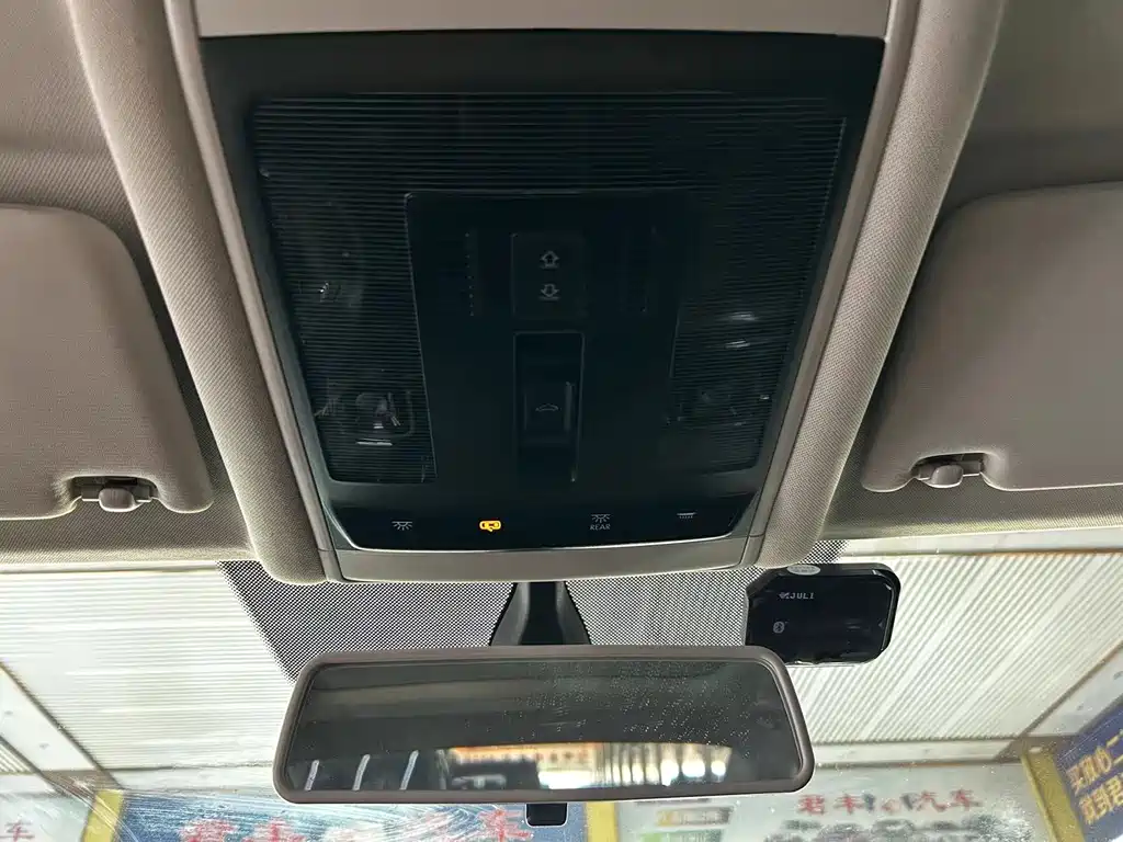 VOLKSWAGEN PASSAT NEW ENERGY