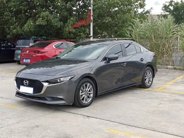 MAZDA  3 ANGKESAILA 2022