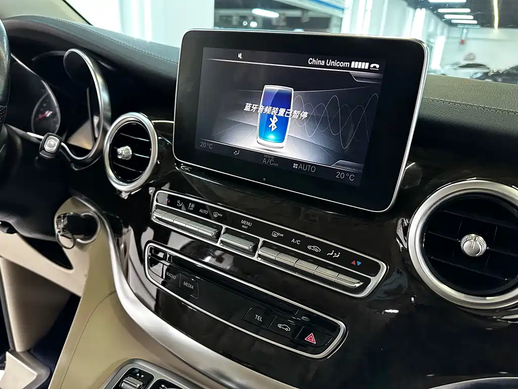 Mercedes-Benz V-Class V 2018 V 260 L Luxury Long Wheelbase V