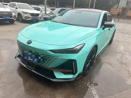 长安UNI-V 2022款 1.5T 运动版