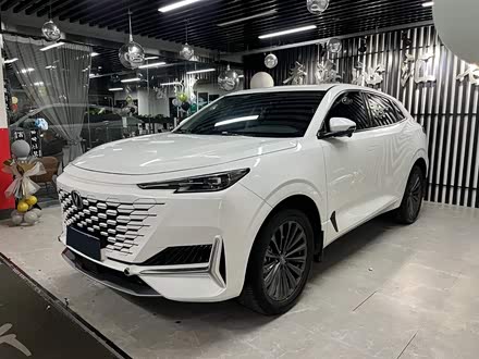 长安UNI-K 2021款 2.0T 尊贵型