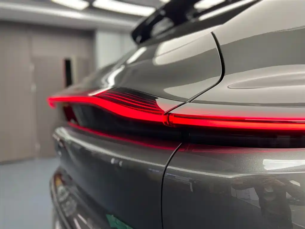 ZHIJI AUTOMOBILE ZHIJI LS7