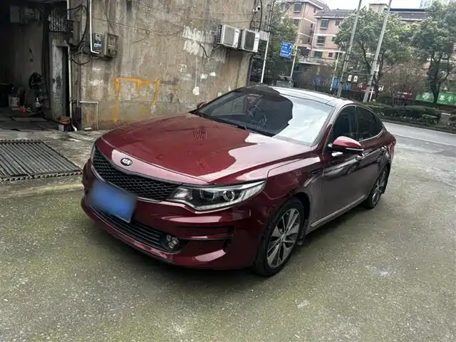 KIA K5 2017