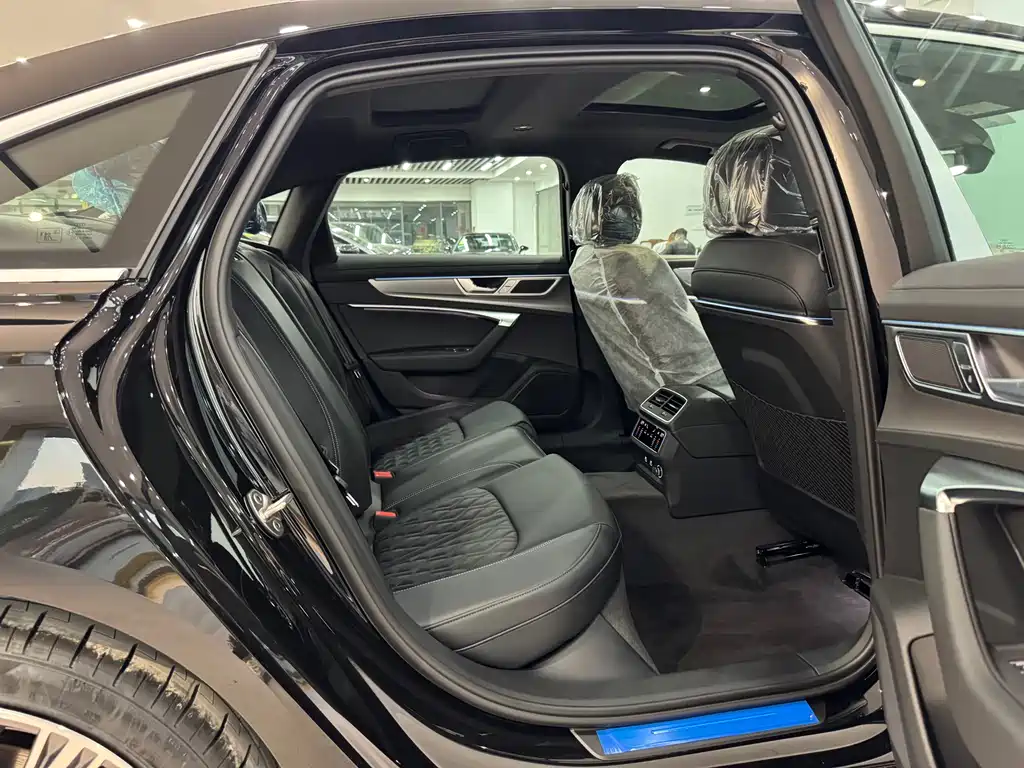 Audi A6L 2026 45 TFSI
