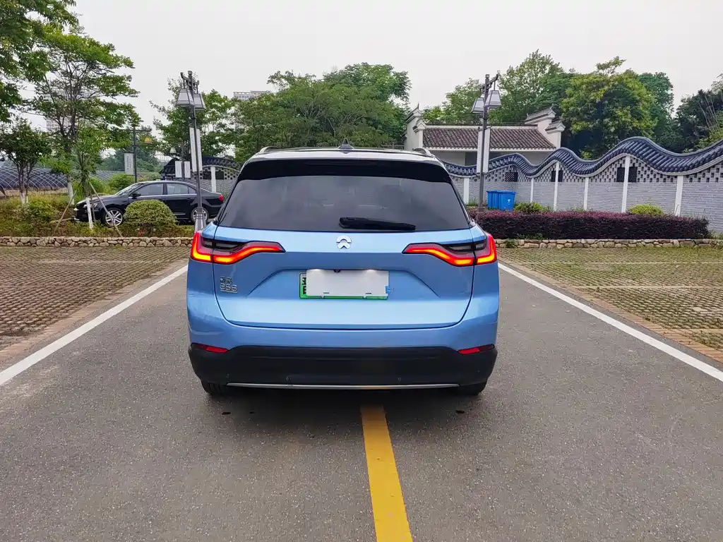 NIO NIO ES8