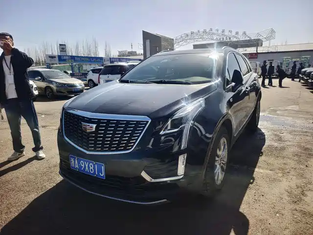CADILLAC XT5