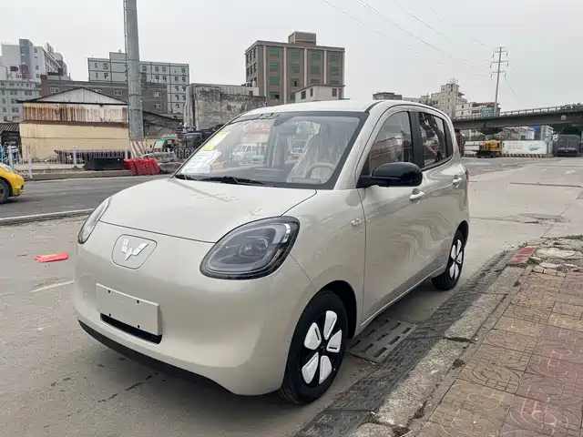 WULING AUTOMOBILE HONGGUANG MINIEV 2025