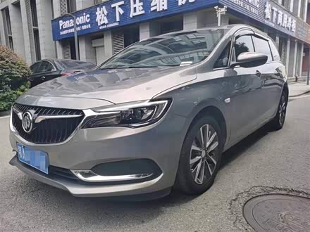 别克GL6 2018款 18T 6座尊贵型