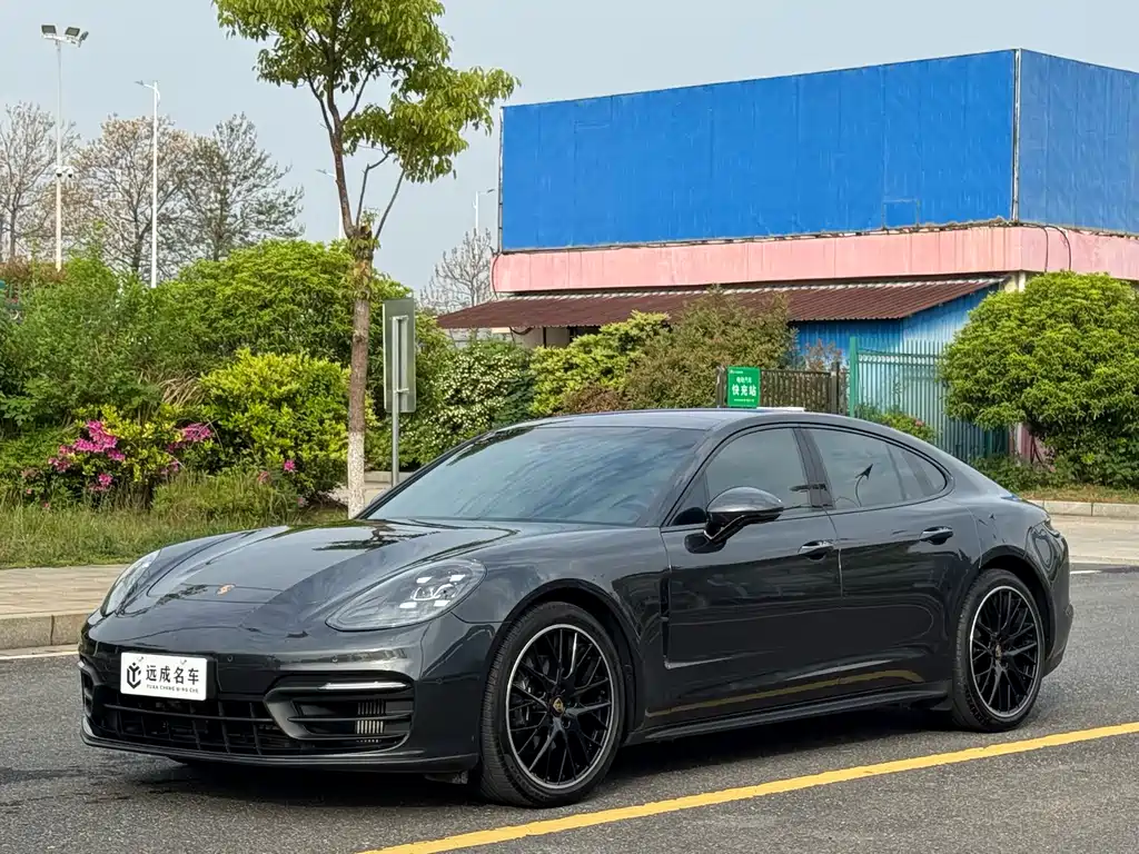 Панamera 2023 года Panamera 2.9T 30000 km 2022