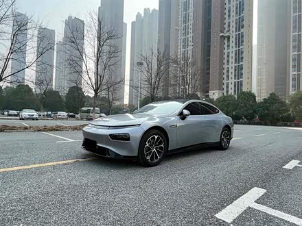 小鹏P7 2022款 586G