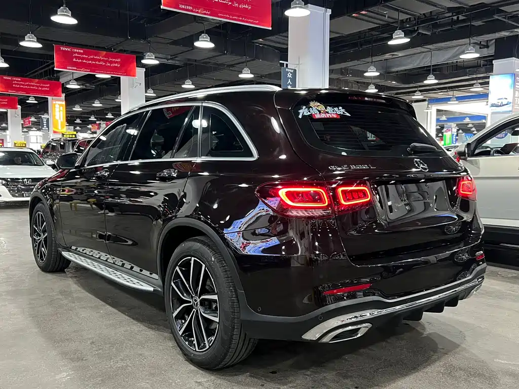 MERCEDES-BENZ GLC