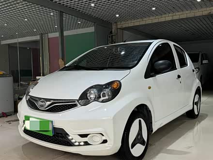 比亚迪F0 2015款 1.0L AMT 铉酷型