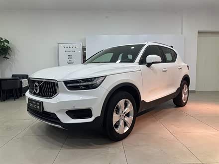 沃尔沃XC40 2021款 T3 智行时尚版