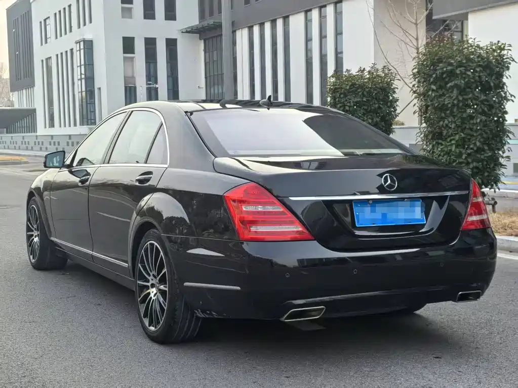 Mercedes-Benz S-Class S 2010 S 500 L 4MATIC
