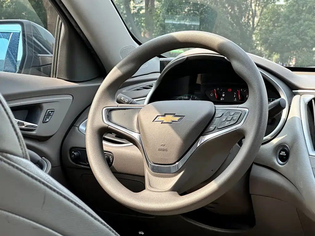 CHEVROLET MAI RUIBAO XL