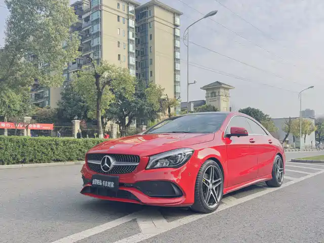 MERCEDES-BENZ  CLA 2017