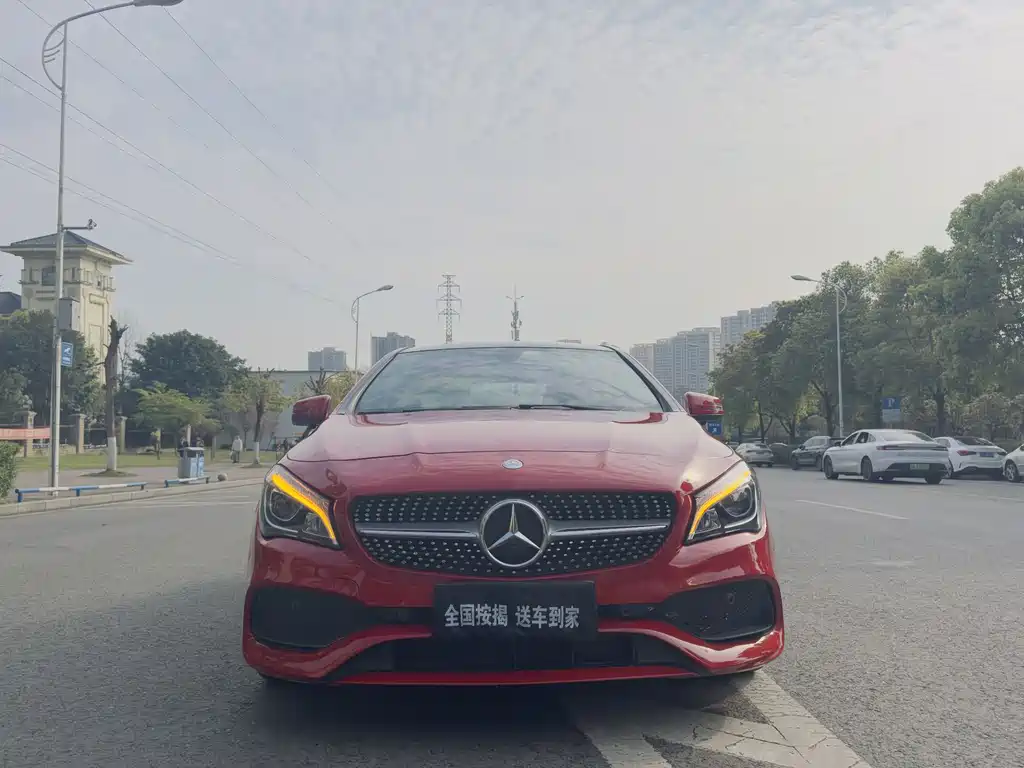 MERCEDES-BENZ  CLA