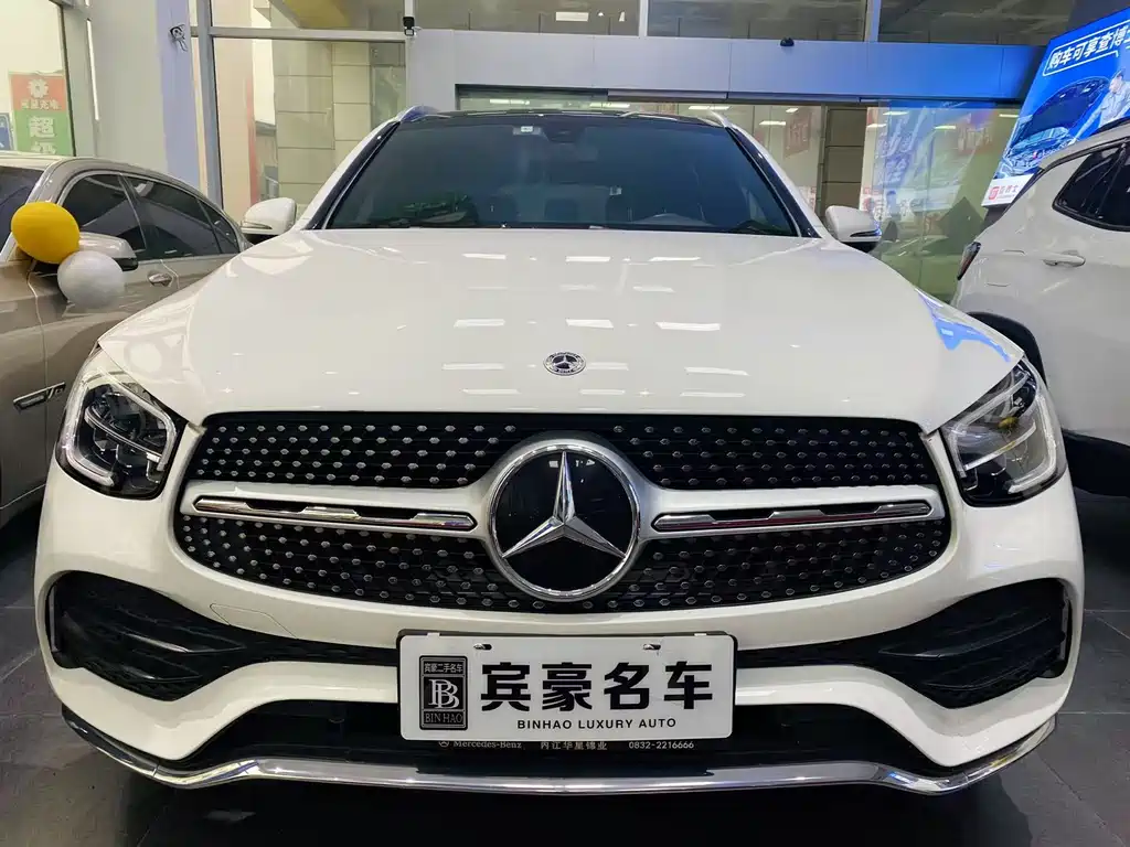 MERCEDES-BENZ GLC