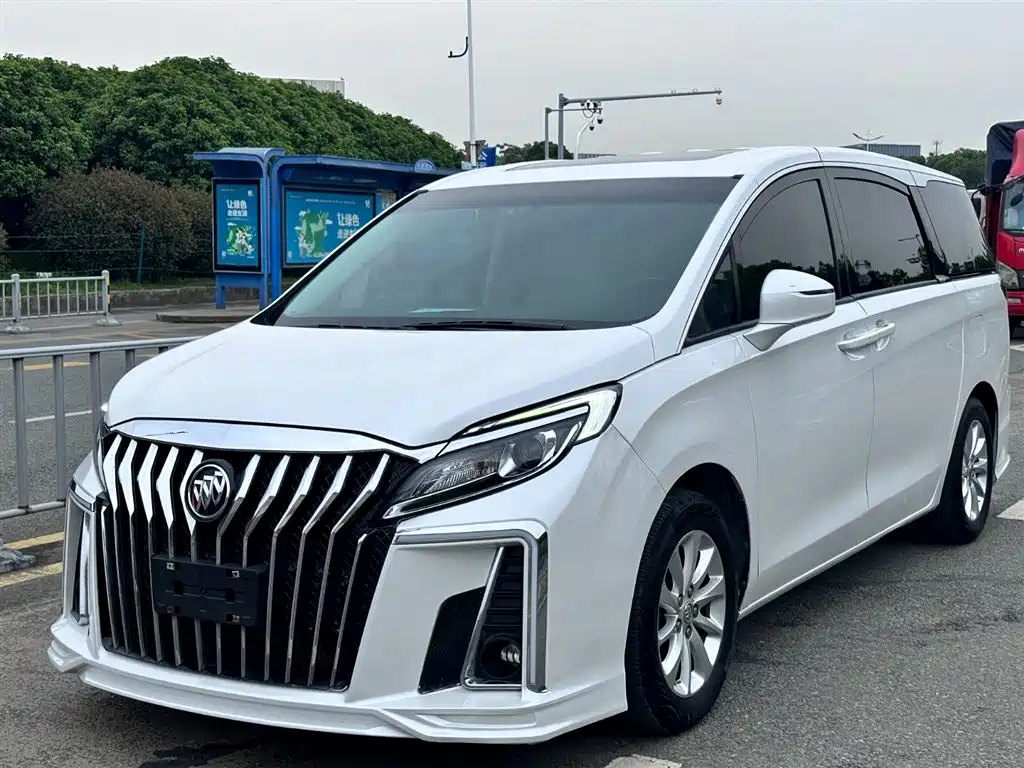 Buick GL8 2018 ES 28T Comfort Type Guo VI 60000 km 2020